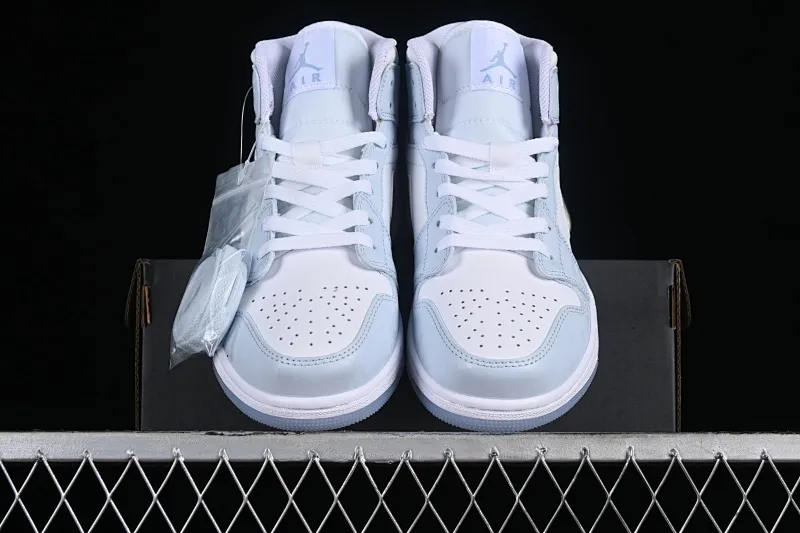 All categories Air Jordan Jordan series basketball shoes Air Jordan 1 Mid Z version Air Jordan 1 Mid GS "Glitter Swoosh" AJ1 Joe 1 ice blue crystal Zhongbang basketball shoes FQ9117-400